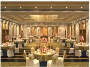 Hotel Vishwanath Lucknow Exterior photo